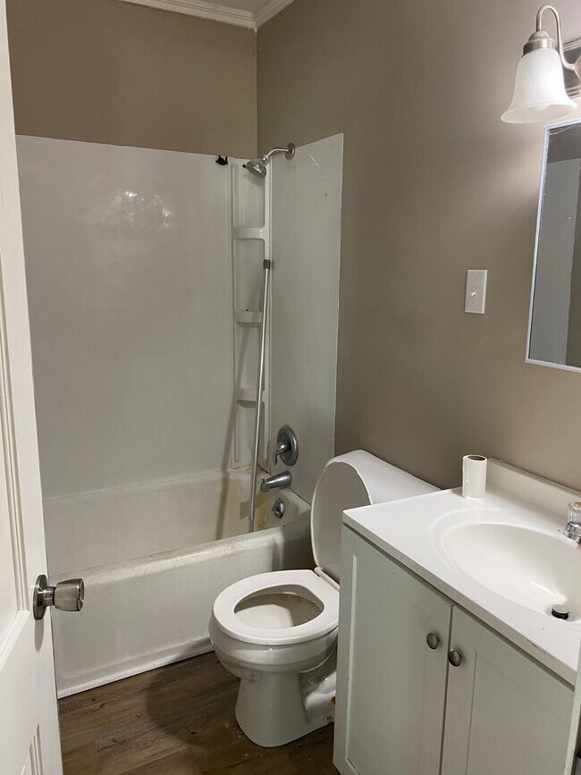 Foto del edificio - Cozy 3 bedroom 2 bathroom Home in Harvard ...