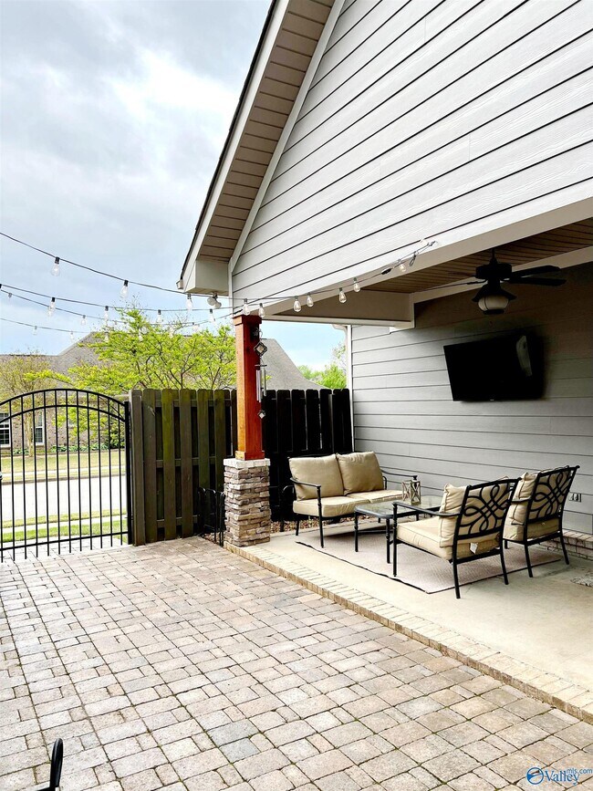 Foto del edificio - 2625 Mountain Stream Way SE