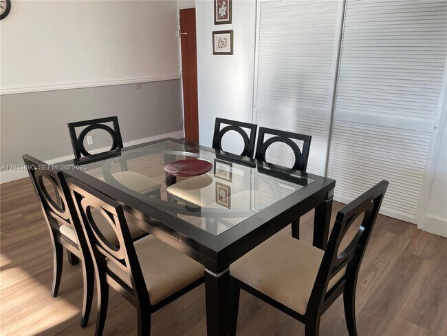 Building Photo - 3801 S Ocean Blvd