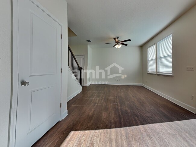 Foto del edificio - 2858 Calebs Cove Way