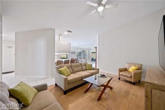 Building Photo - 2 br, 2 bath House - 5381 Guadeloupe Way