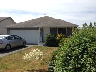Building Photo - 386 Klinger St