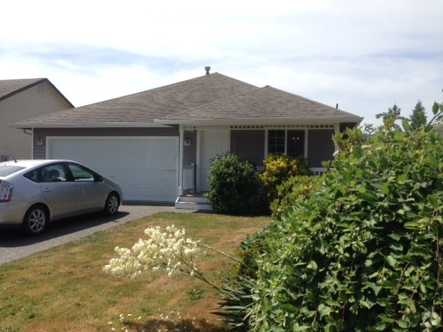 Building Photo - 386 Klinger St