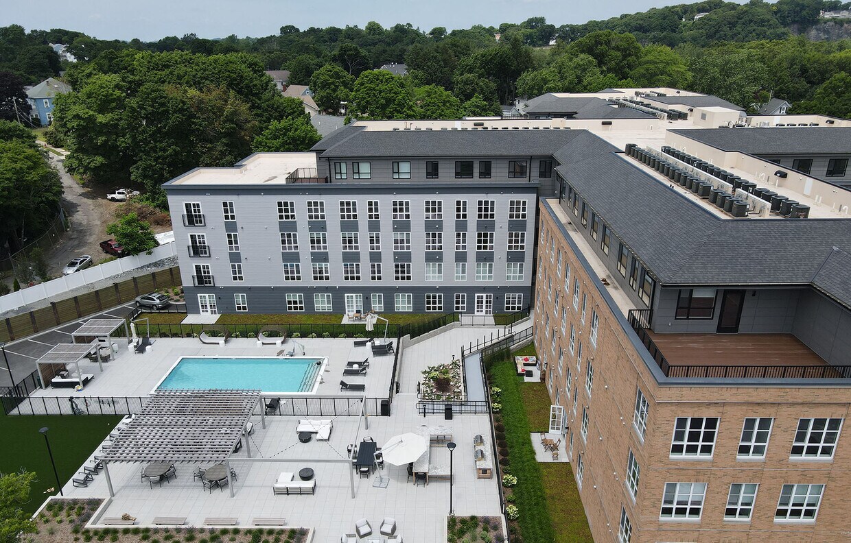 Sanctuary at Winchester North Apartments in Winchester, MA