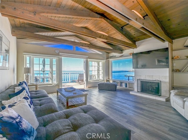Building Photo - 1021 Gaviota Dr