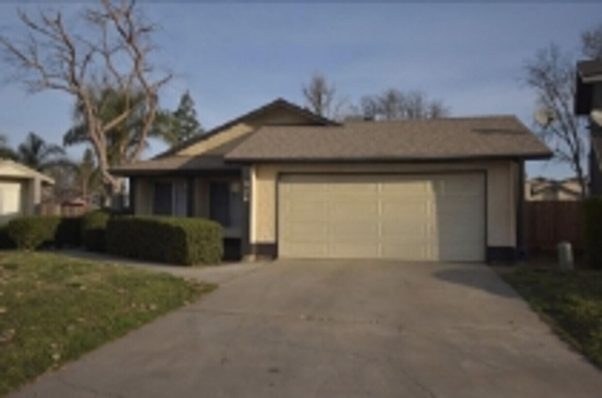 Foto principal - Coming Soon! Beautiful Home for Rent in NE...