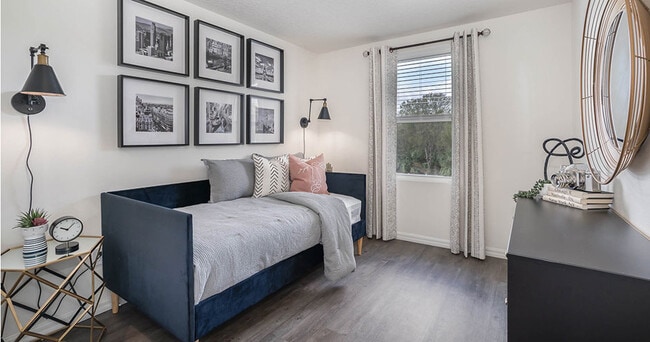 Foto del edificio - Amore Village Townhomes