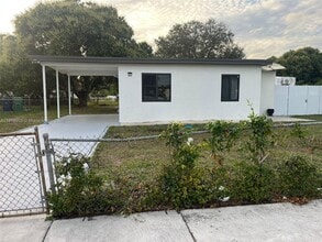 Building Photo - 16450 NW 23rd Ct