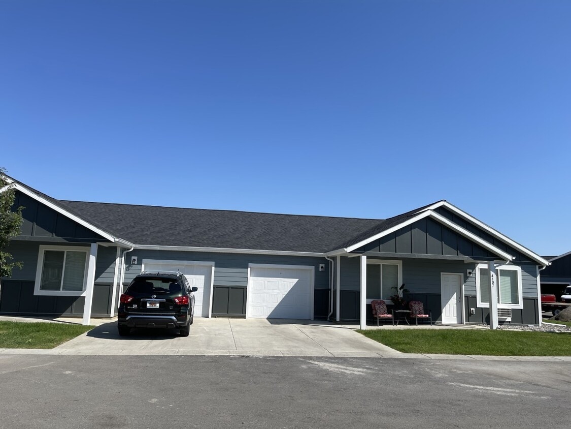 Jayhawks Patio Home Apartments Apartments in Rapid City, SD