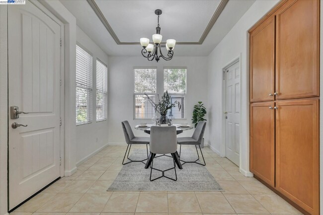 Foto del edificio - 949 Mason Ct