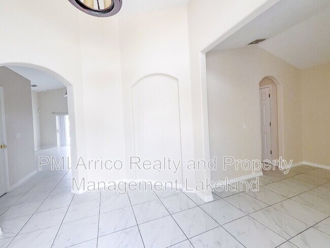 Foto del edificio - 3309 Verbena Ave