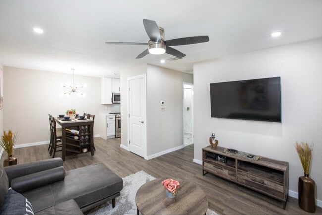 Foto del edificio - 680 N Ashurst Ct
