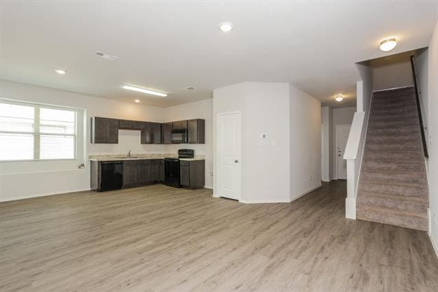 Foto del edificio - 5525 Eagle Point Dr