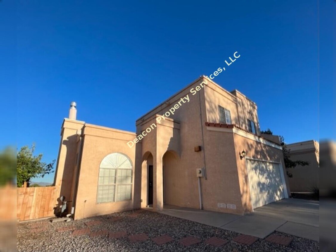 2722 El Tesoro Escondido NW, Albuquerque, NM 87120 Townhome Rentals