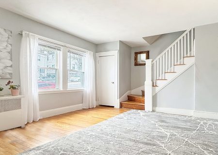 Family Room - 33 Campbell Ave
