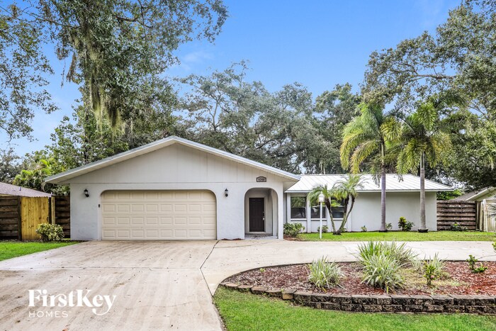 Foto principal - 8340 Brandeis Cir W