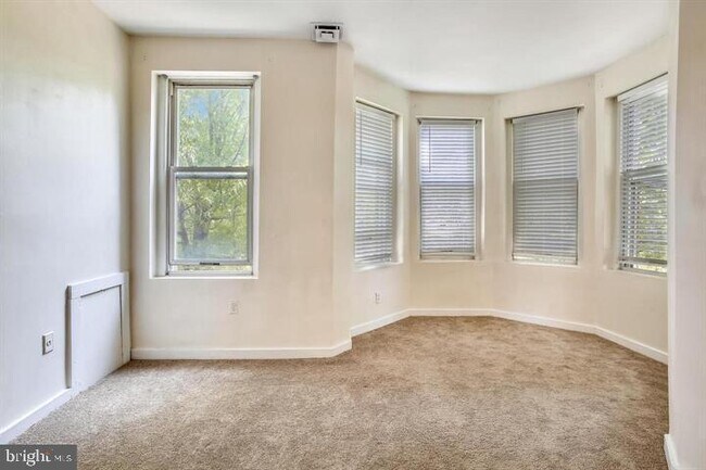 Foto del edificio - 1900 3rd St NW