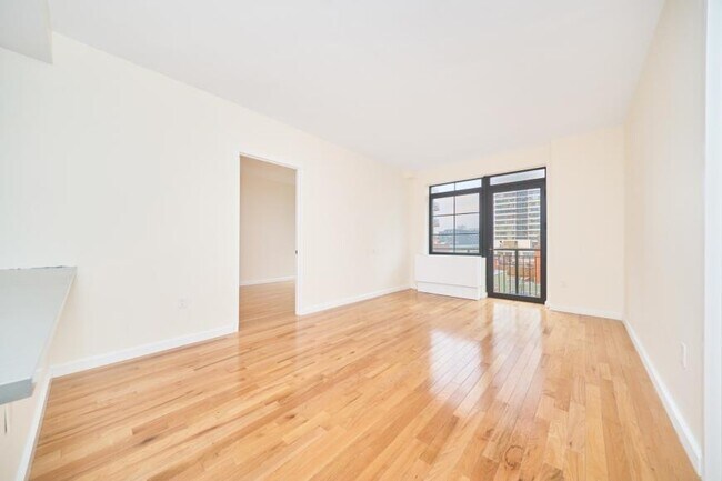 Foto del edificio - 2 bedroom in NEW YORK NY 10035