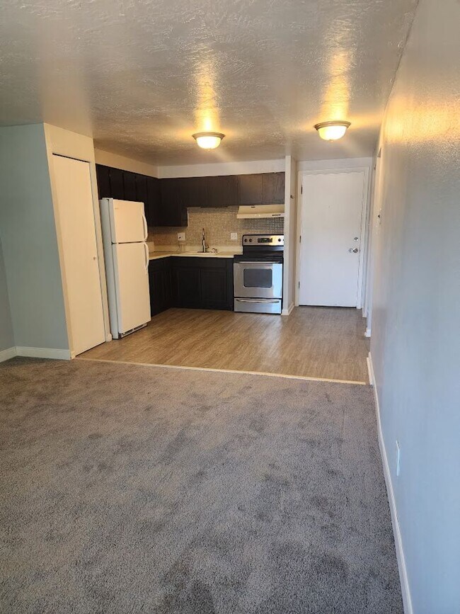 Photo - Florida Apartment