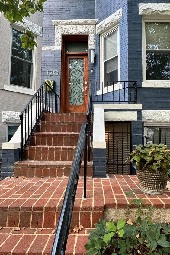 Primary Photo - 120 V St NW