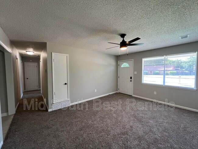 Foto del edificio - 3526 Arnold Rd