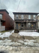 Building Photo - 128 S Spring Ave