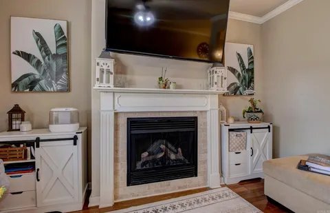 Foto del edificio - 204 Tivoli Ln