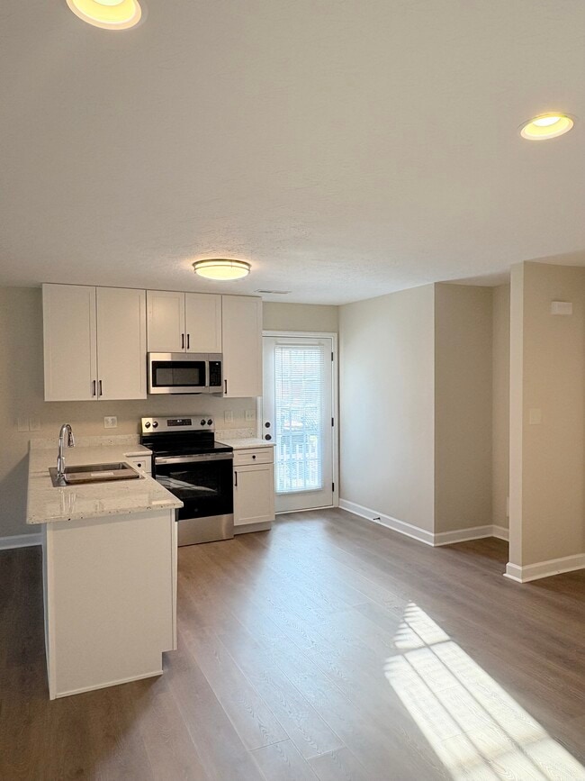 Foto del edificio - 353 Catalpa Cir