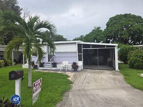 Building Photo - 2321 SW 87th Terrace