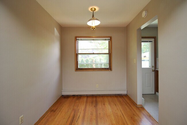 Foto del edificio - 2404-2418 SE 58th