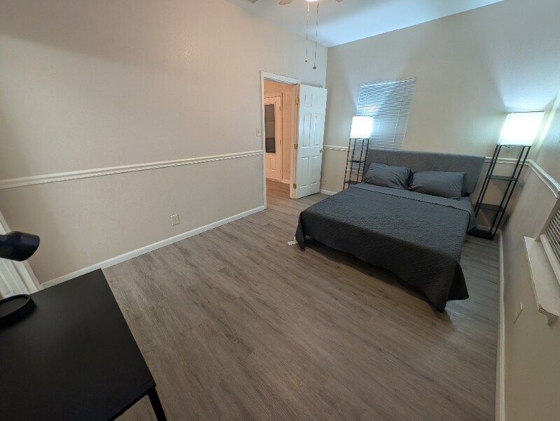 Foto principal - 1335 Jewett St