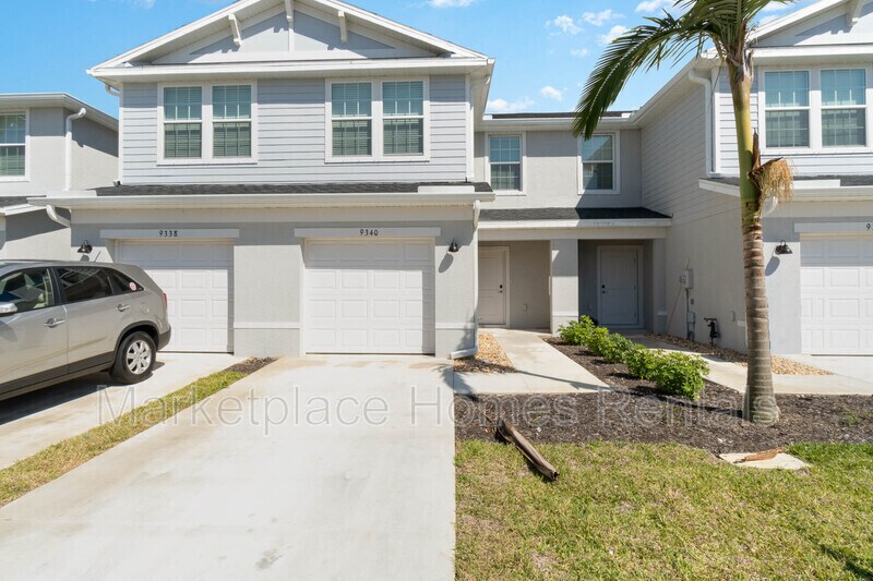 10334 Bradmore Rd, Fort Myers, FL 33913 Townhouse for Rent in Fort