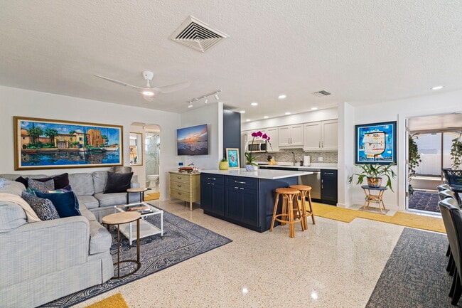 Foto del edificio - 3038 58th St S