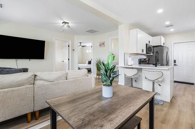 Foto del edificio - 4603 N Ocean Blvd