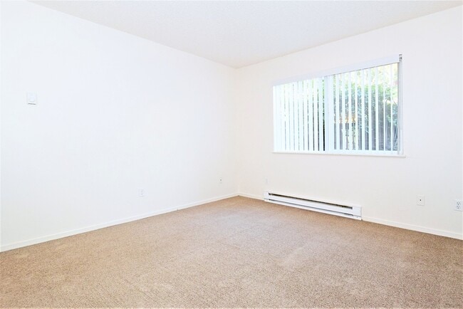 Building Photo - 12375 Mt Jefferson Terrace