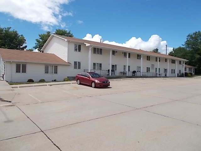 Foto principal - 1807 University Drive Cir