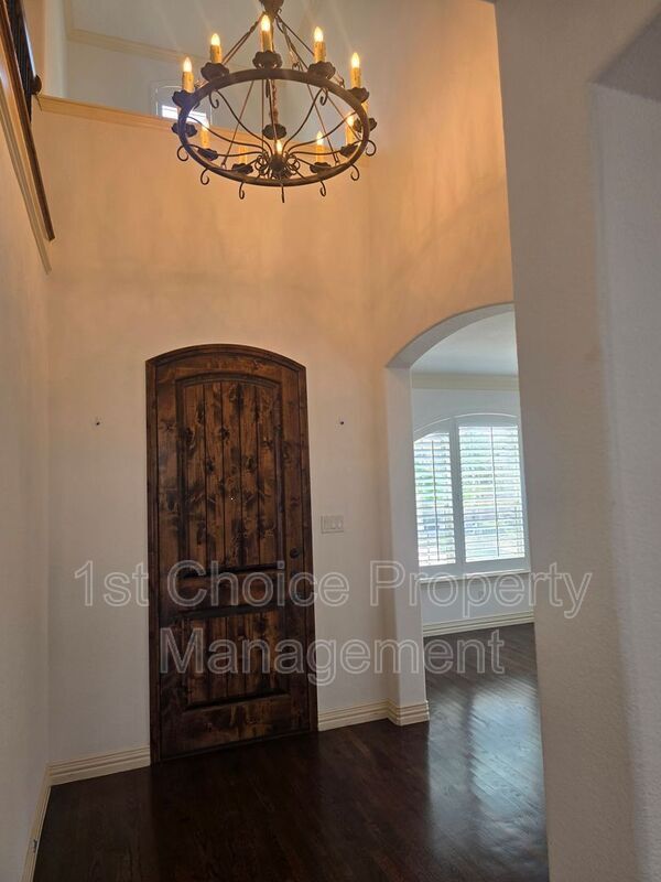 Foto del edificio - 7345 Bright Water Rd