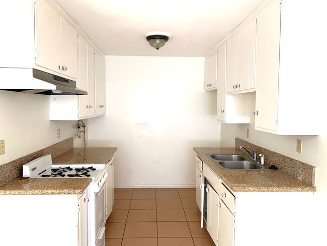 Foto del edificio - 25358 Lane St