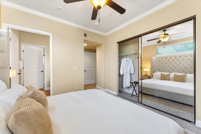 Foto del edificio - 11380 S Virginia St