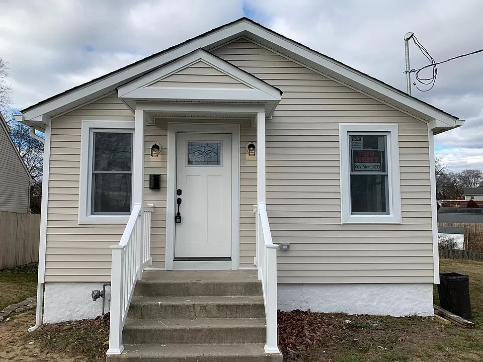 437 Ridge Ave, Glendora, NJ 08029 House for Rent in Glendora, NJ