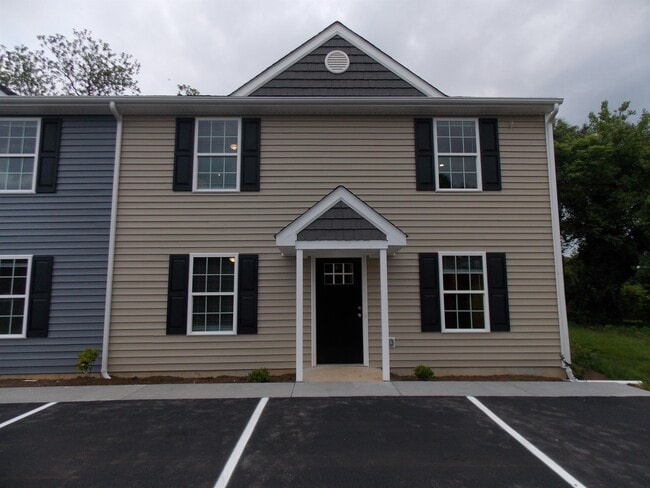 Photo - 117 Williams Rd Townhome