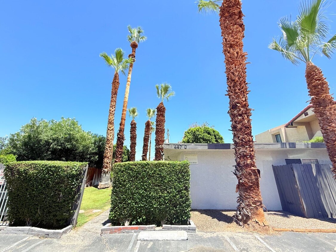Primary Photo - COMING SOON!! 2 BEDROOM 1 BATHROOM APARTME...