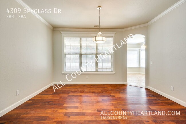 Foto del edificio - 4309 Spyglass Dr