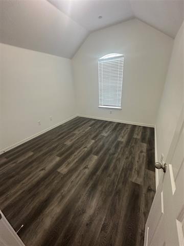 Foto del edificio - 424 Shady Shore Ln