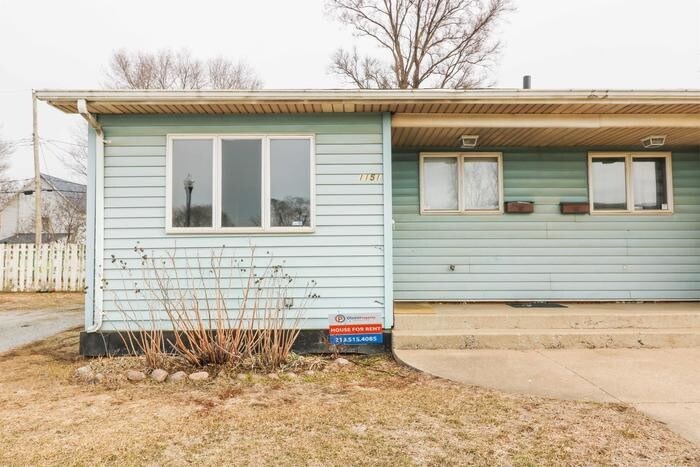 Foto principal - 1151 Logan St