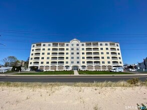 Building Photo - 343 Beach St