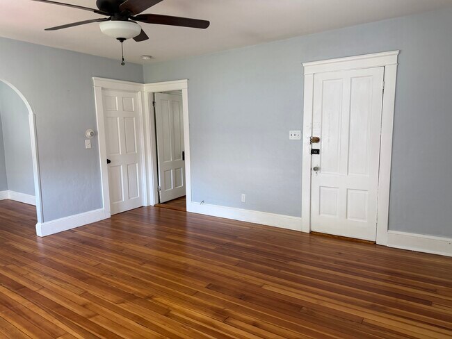 sala de estar - 232 Lowden St