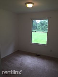 Building Photo - 8115 E Main St