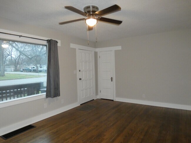 Foto del edificio - 4721 NE 47th Terrace