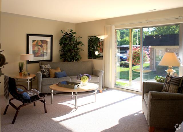 Living Room - Kensington Manor Apartments